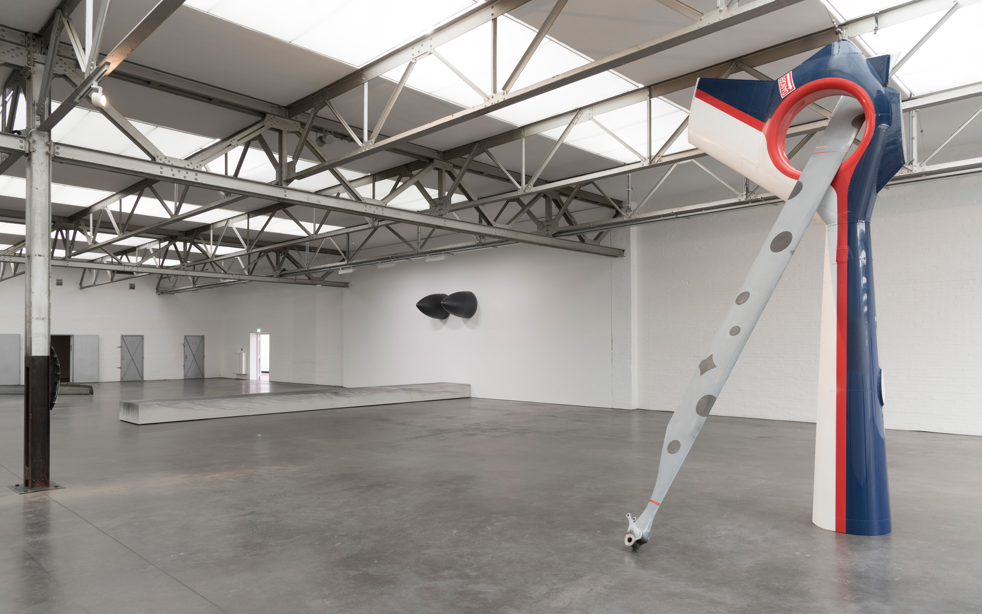 Galerie Barbara Thumm \ Fiona Banner aka The Vanity Press