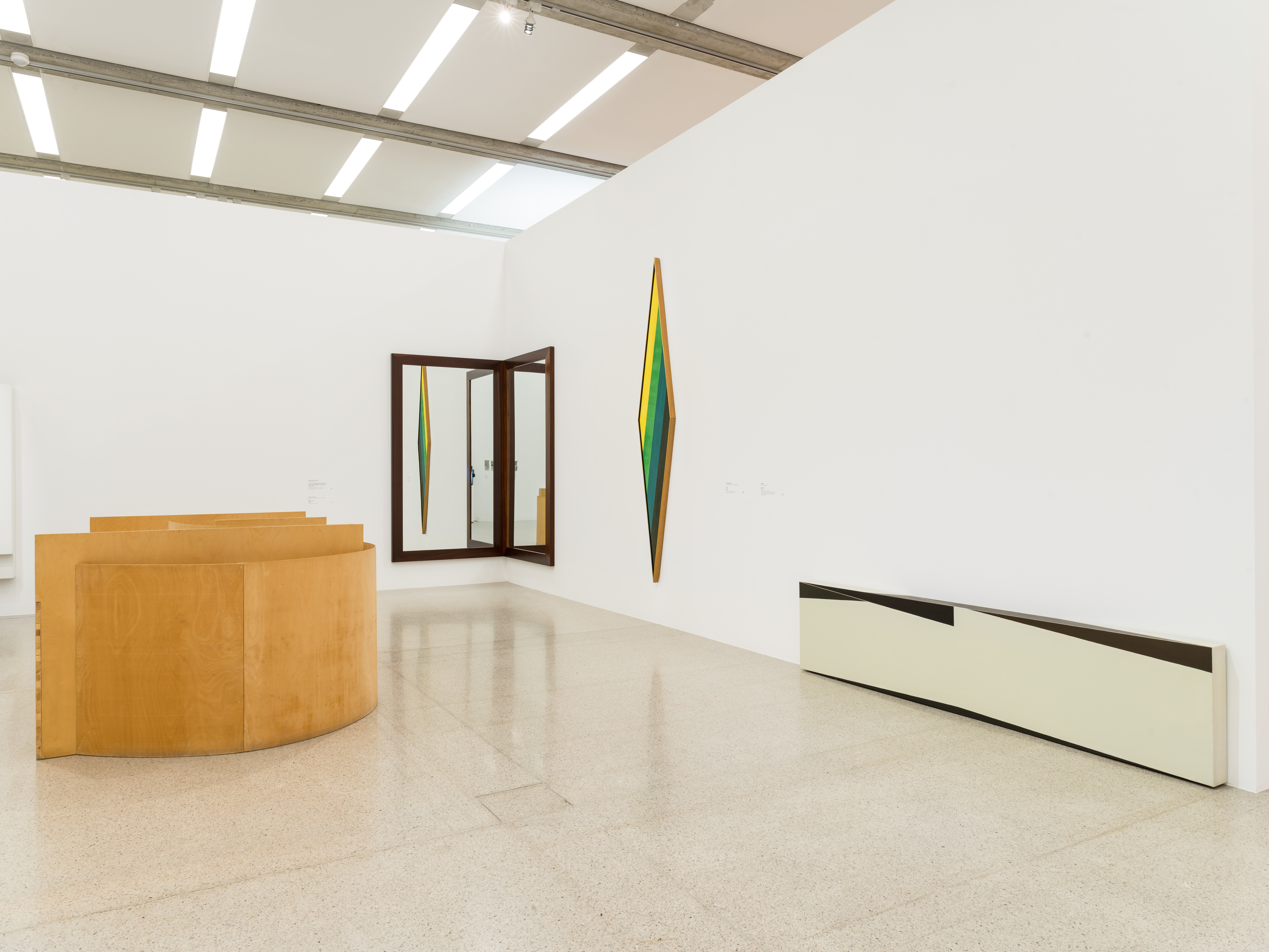 Galerie Barbara Thumm \ Jo Baer &#8211; Enjoy, mumok, Wien, 2021