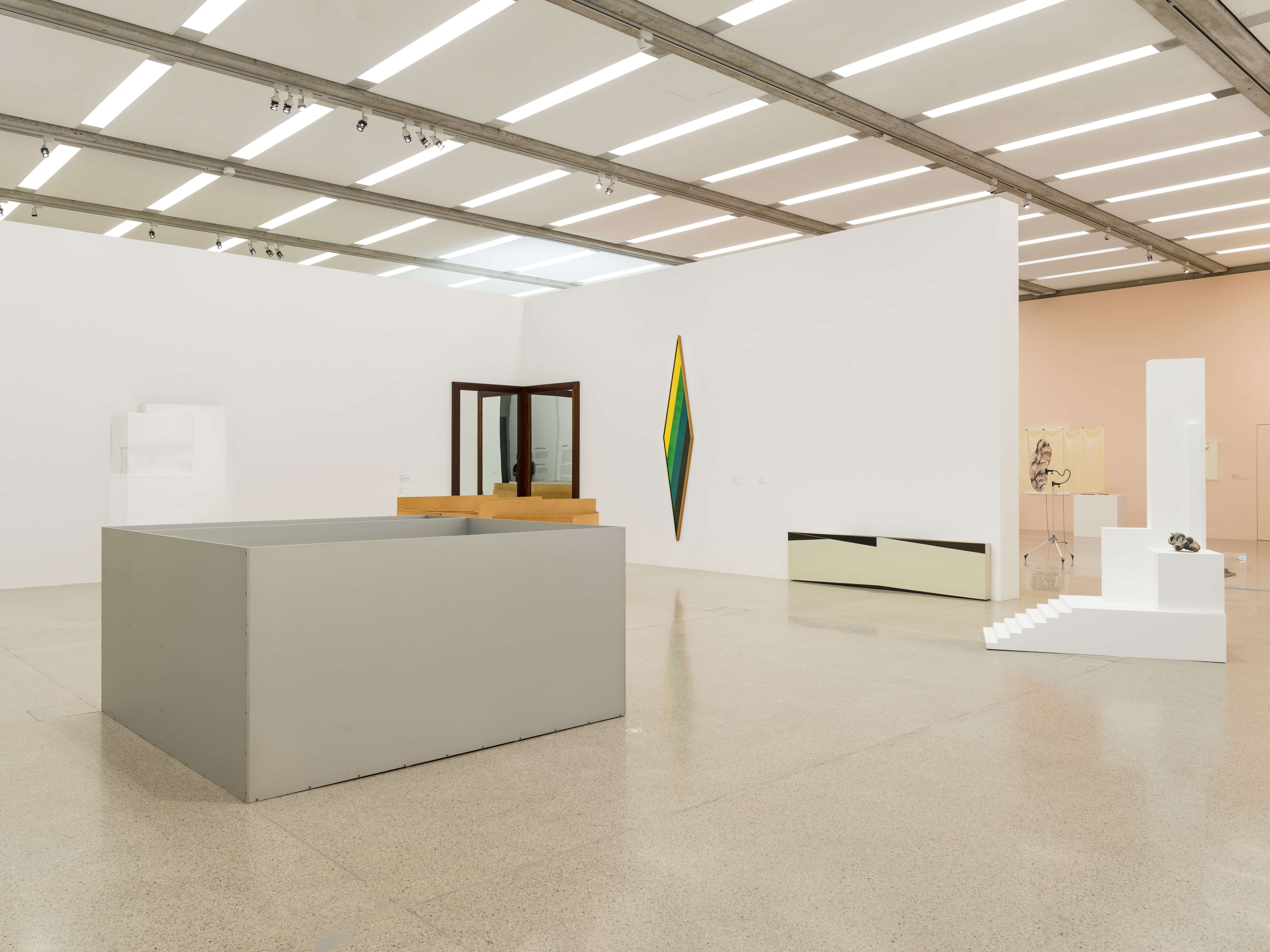 Galerie Barbara Thumm \ Jo Baer – Enjoy, mumok, Wien, 2021