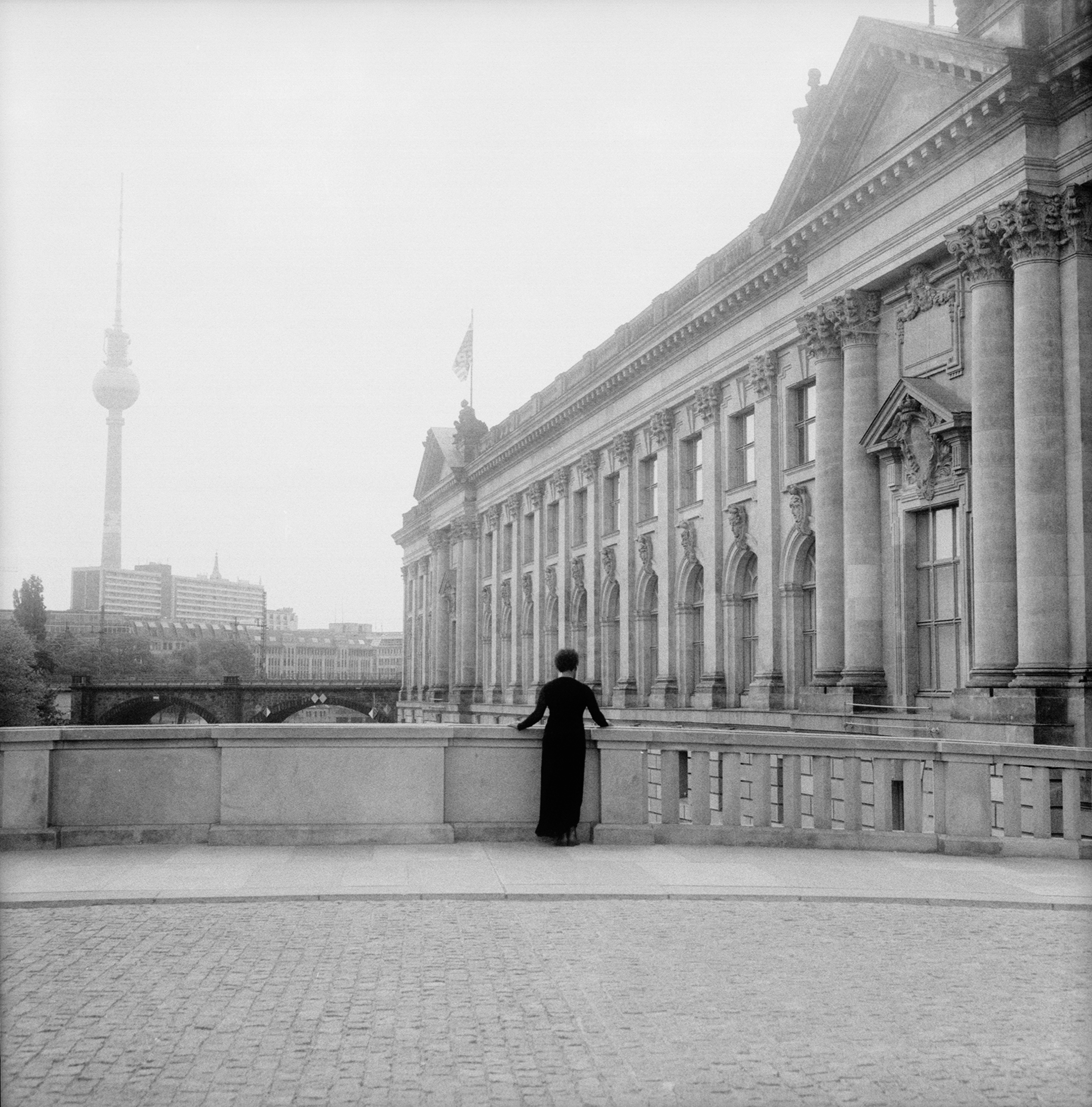 Galerie Barbara Thumm \ Carrie Mae Weems – People in Conditions \ Pergamon Museum (2006)
