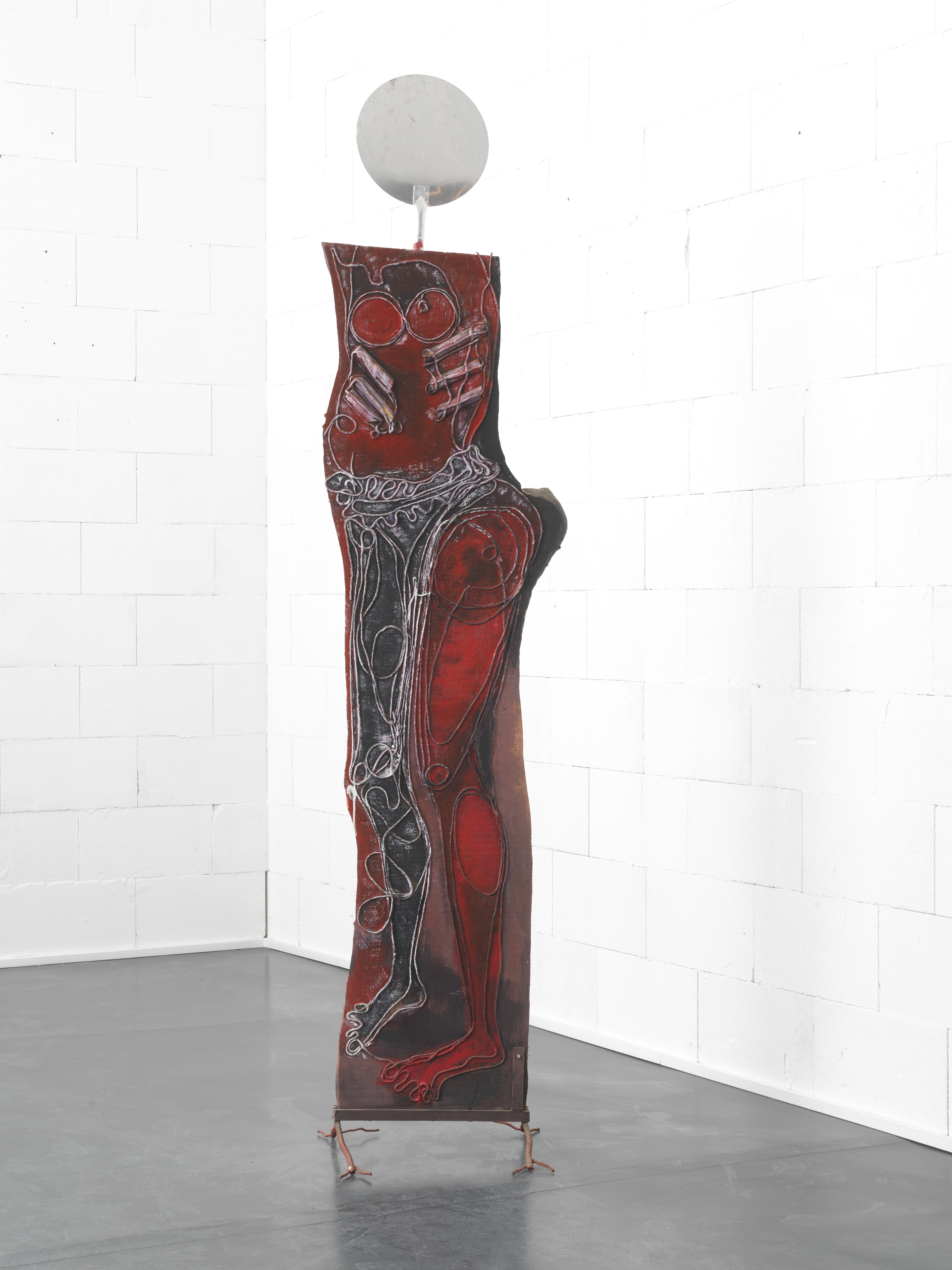 Galerie Barbara Thumm \ El Hadji Sy – Silhouettes Critiques \ Femme Casamancaise (2021)
