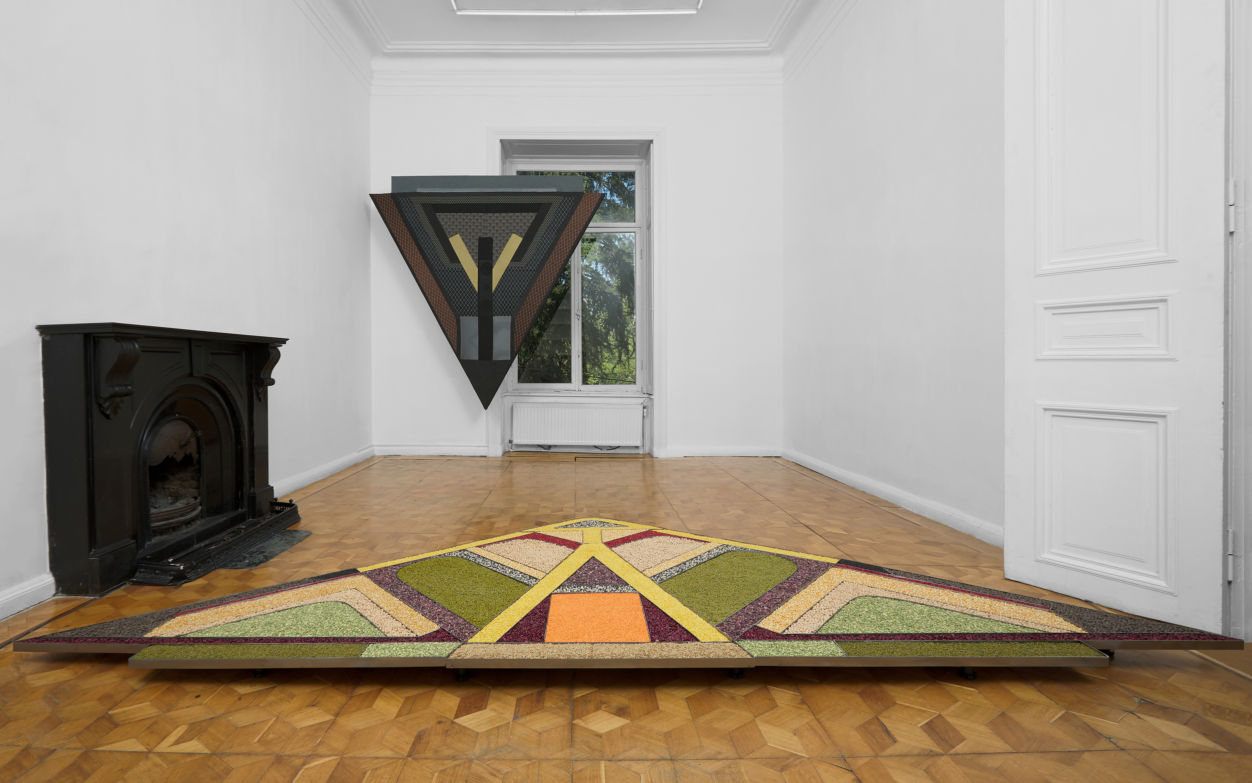 Galerie Barbara Thumm \ Anna K.E.