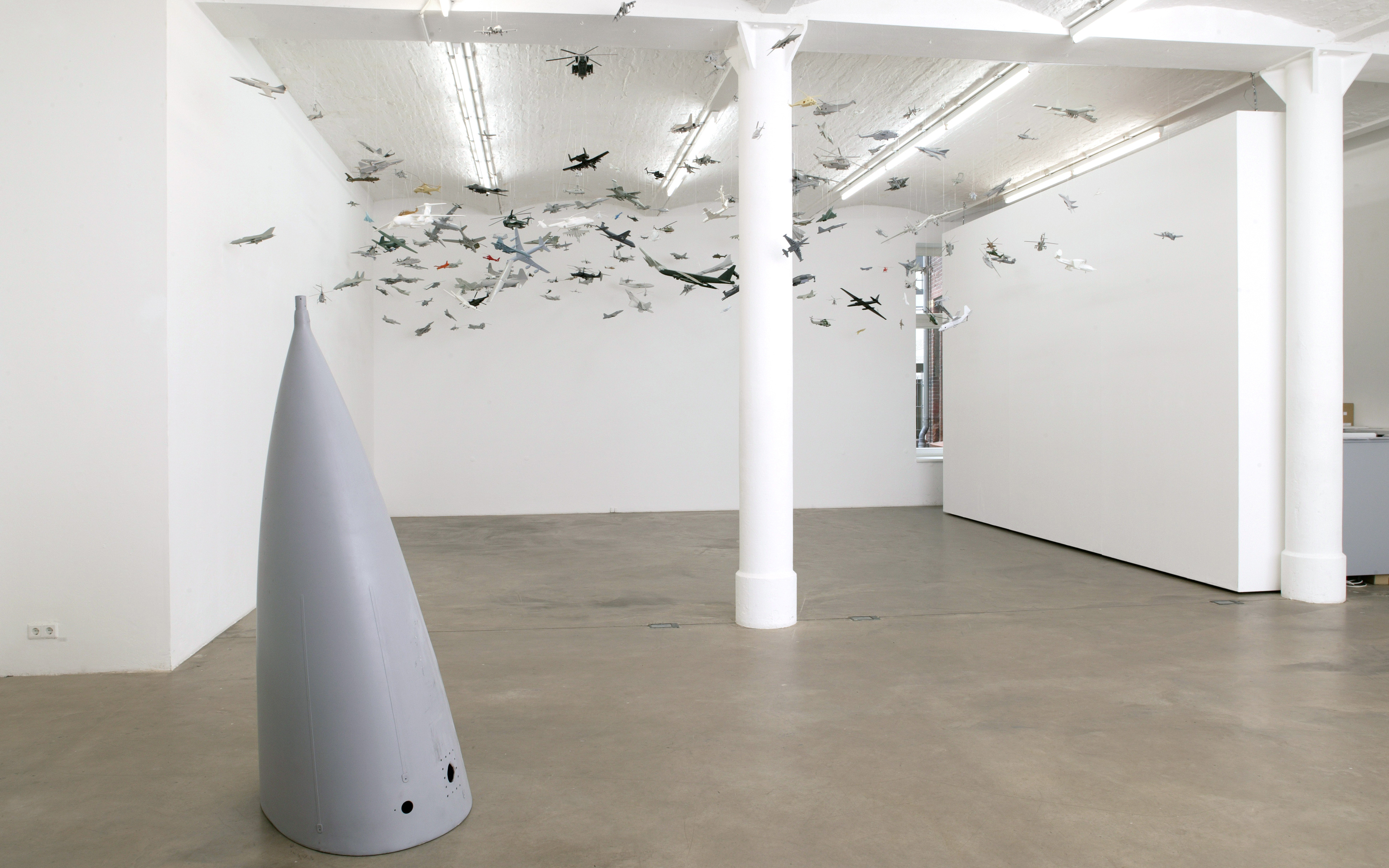 Galerie Barbara Thumm \ Fiona Banner aka The Vanity Press