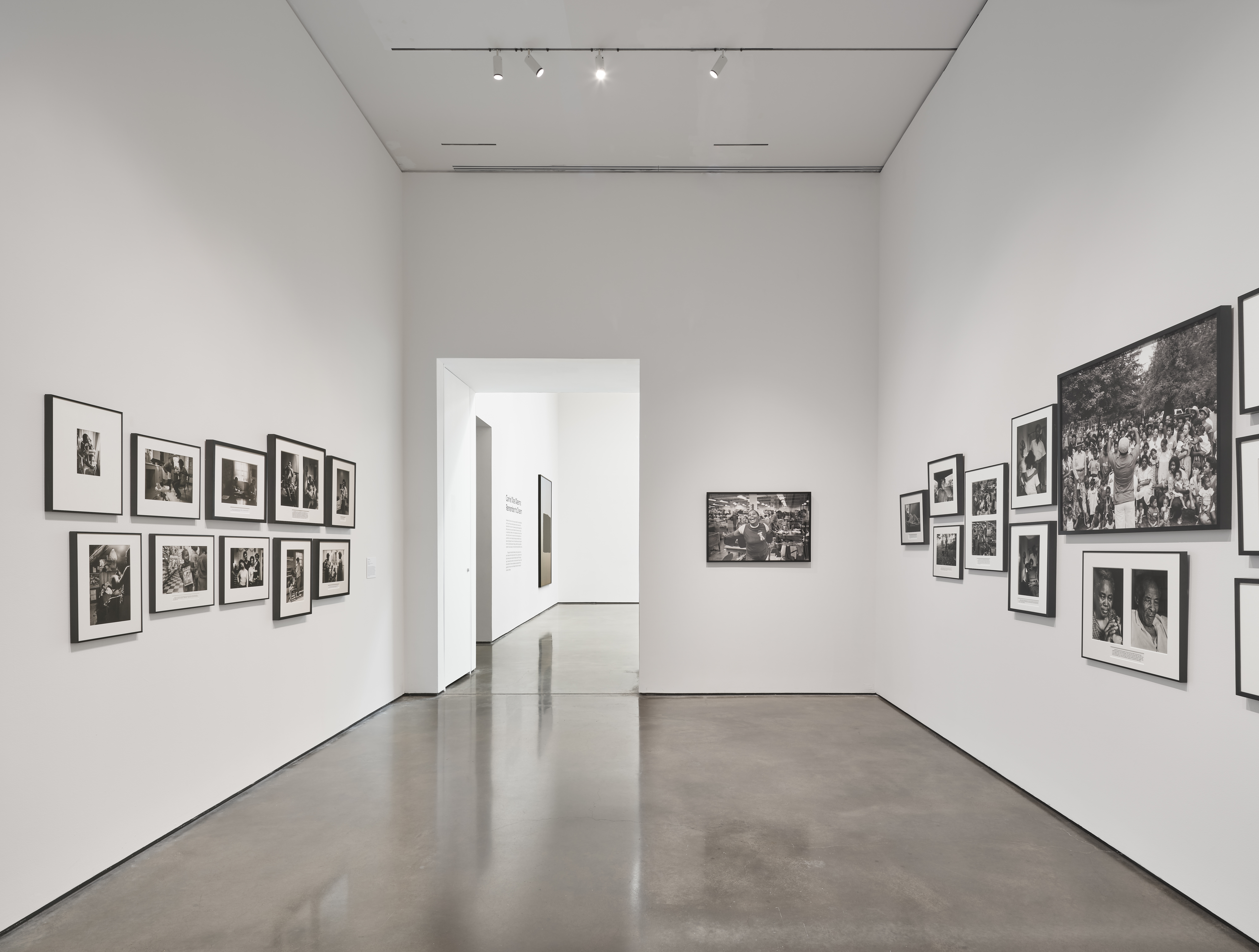 Galerie Barbara Thumm \ Carrie Mae Weems &#8211; Remember to Dream