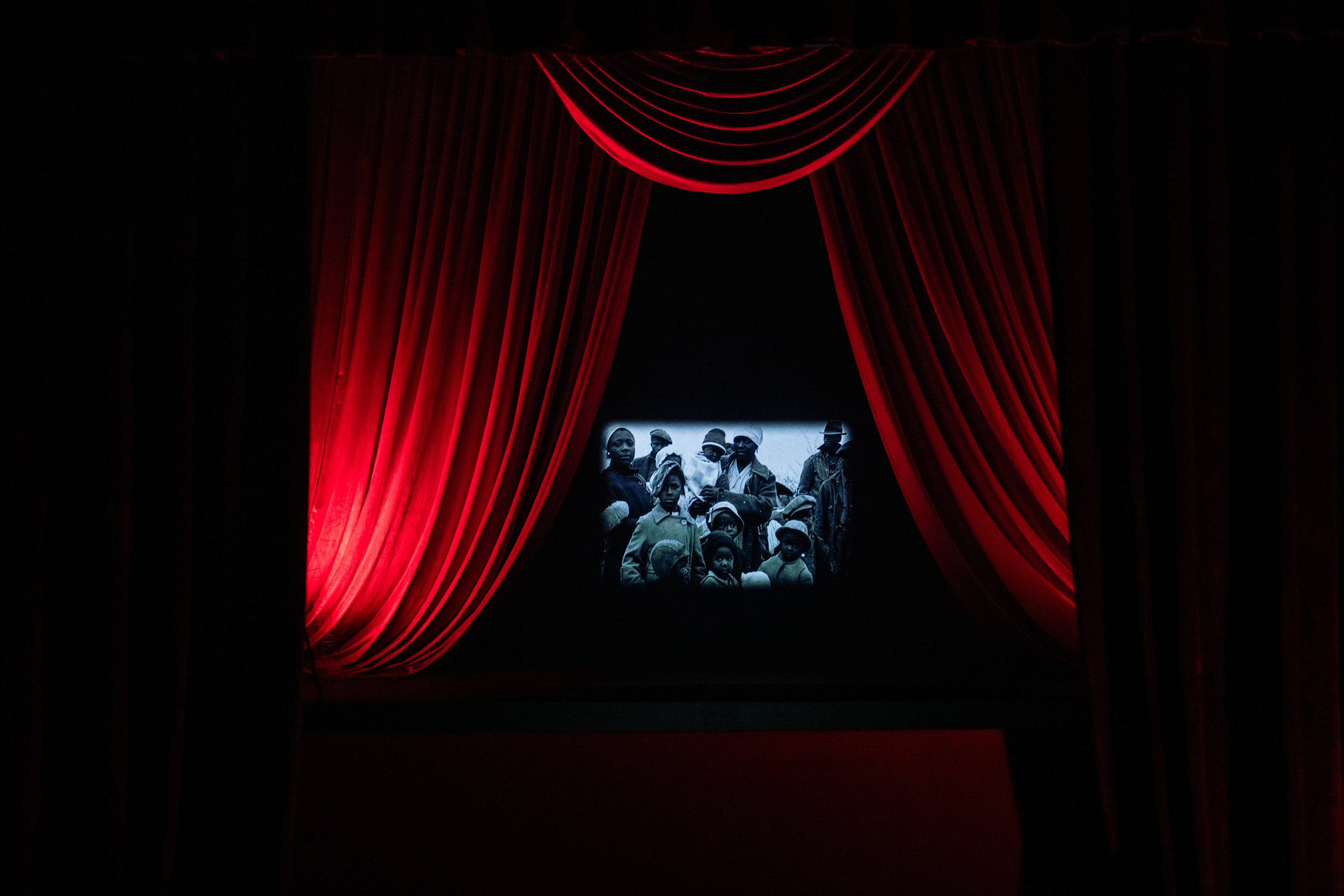 Galerie Barbara Thumm \ Carrie Mae Weems &#8211; The Heart of the Matter
